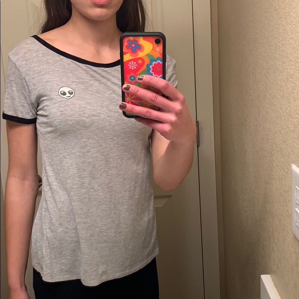 Alien top